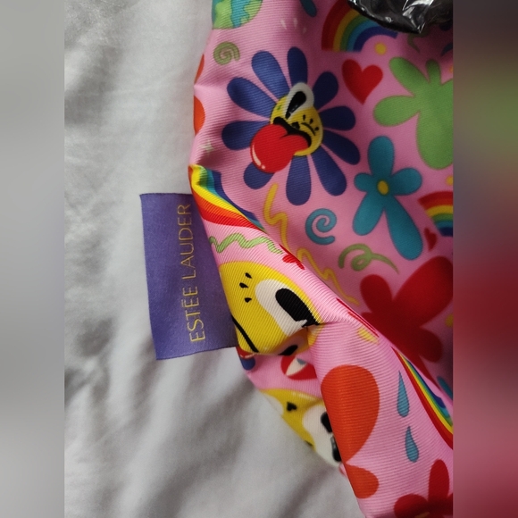 ESTEE LAUDER Bag And 3 Unopened Bags Of Estee Lauder Products. (New) - Picture 2 of 10